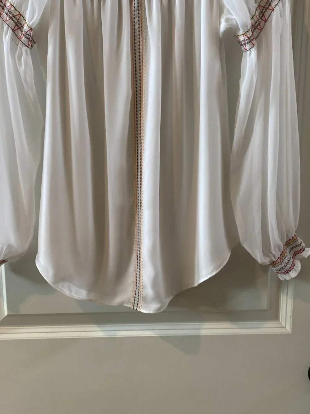 WHBM White Off Shoulder Smocked Peasant Top Size Medium - Picture 5 of 9